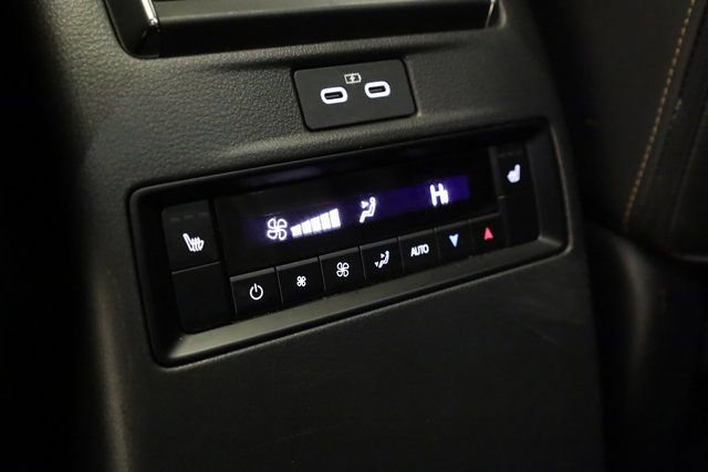 Used 2025 MAZDA CX-90 Plug-In Hybrid w/ Premium Plus image 32