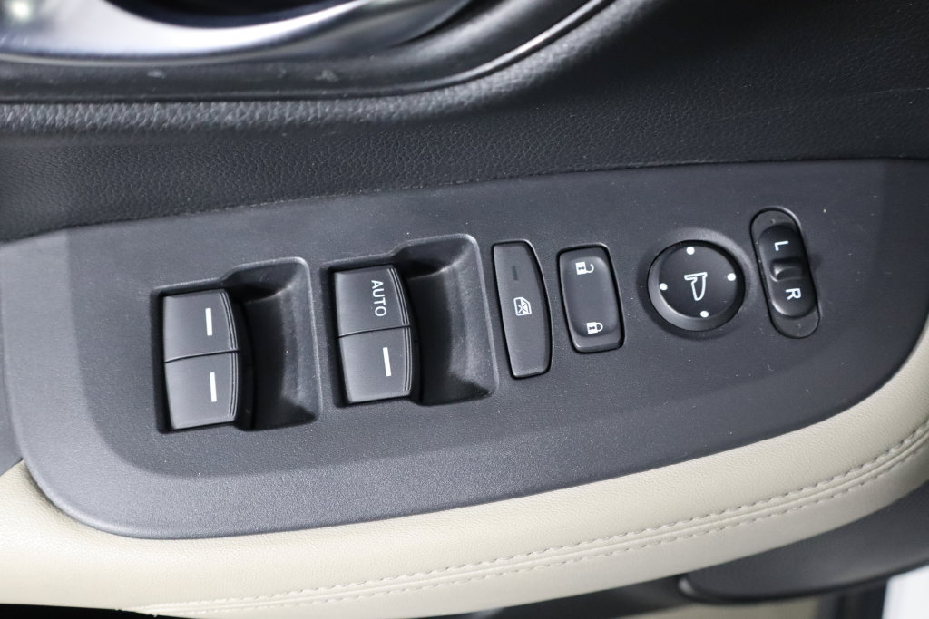 Used 2024 Honda HR-V LX image 19