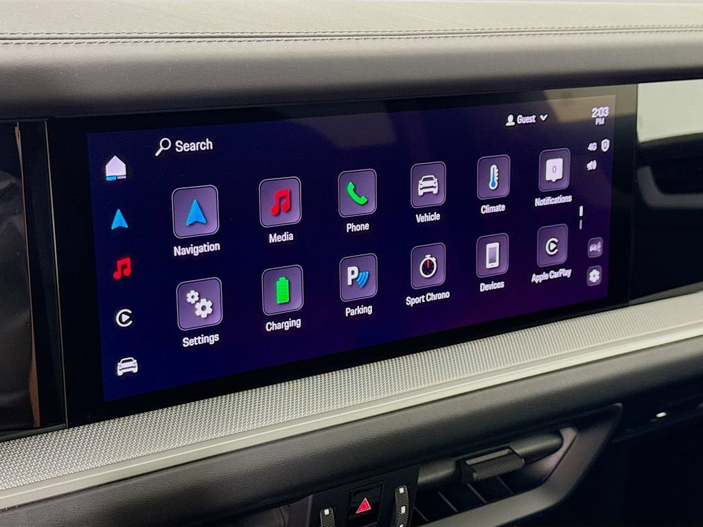 Certified 2025 Porsche Cayenne E-Hybrid AWD/4WD image 18
