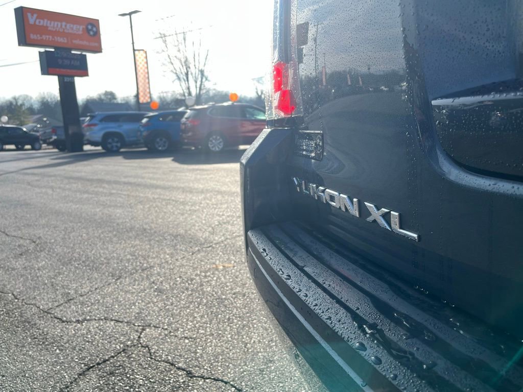 Used 2020 GMC Yukon XL SLT w/ Open Road Package image 9