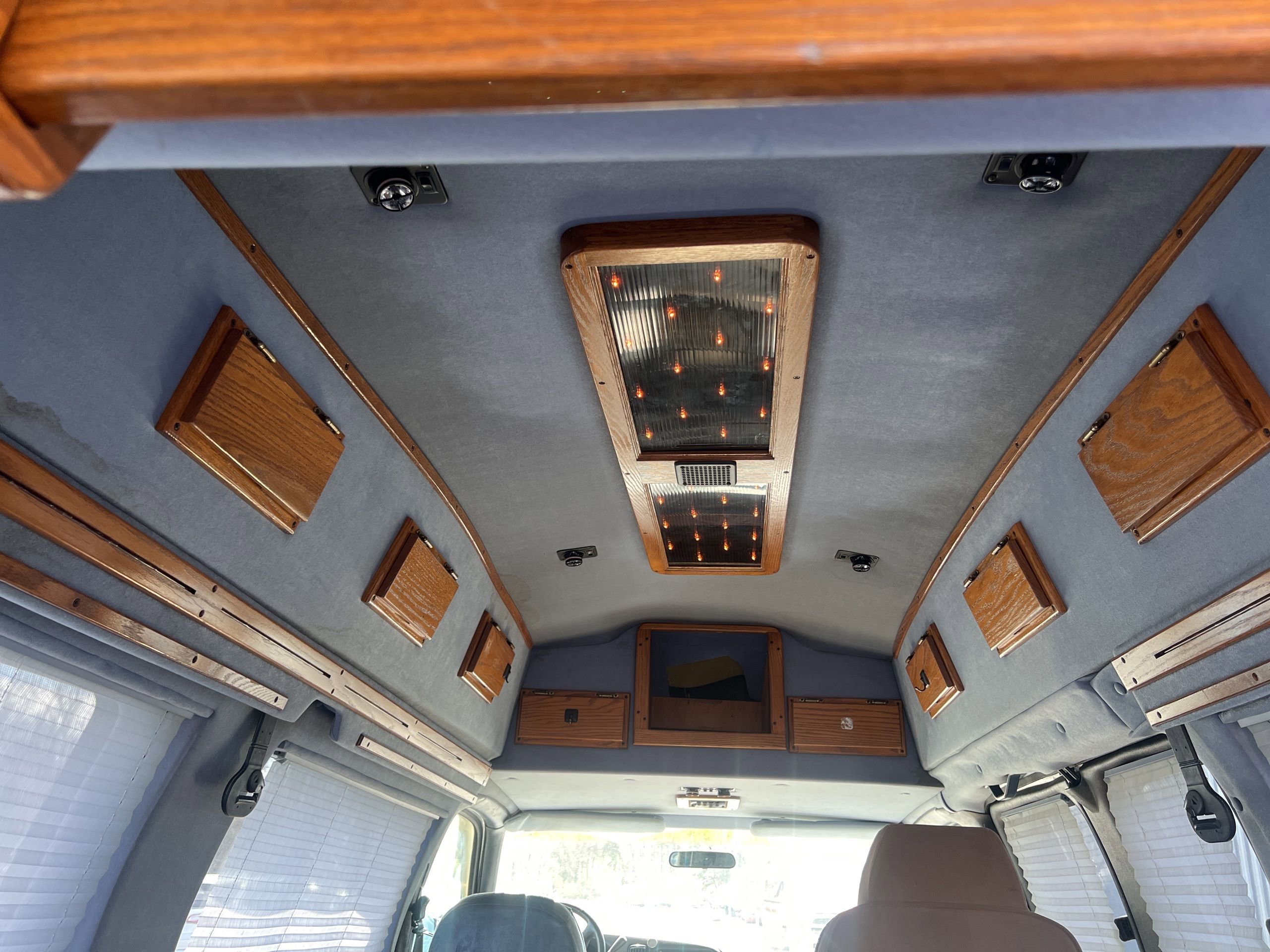 Used 1997 Chevrolet Express 1500 image 18