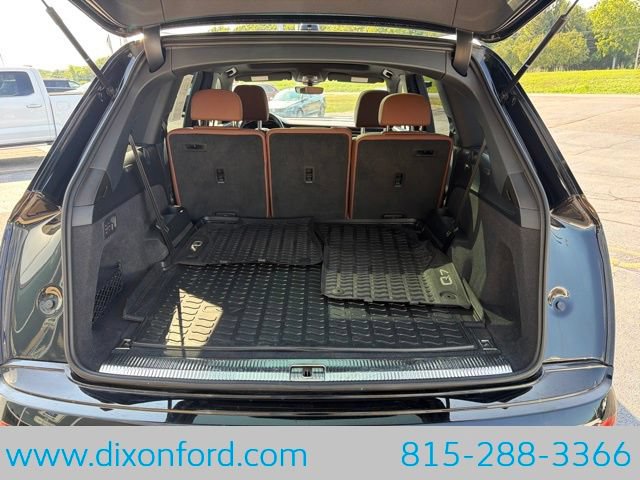 Used 2023 Audi Q7 3.0T Premium w/ Convenience Package AWD/4WD image 28