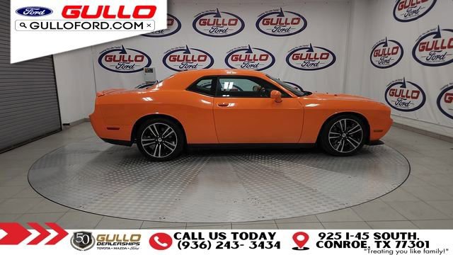 Used 2014 Dodge Challenger SRT8 Core w/ Electronics Convenience Group image 9
