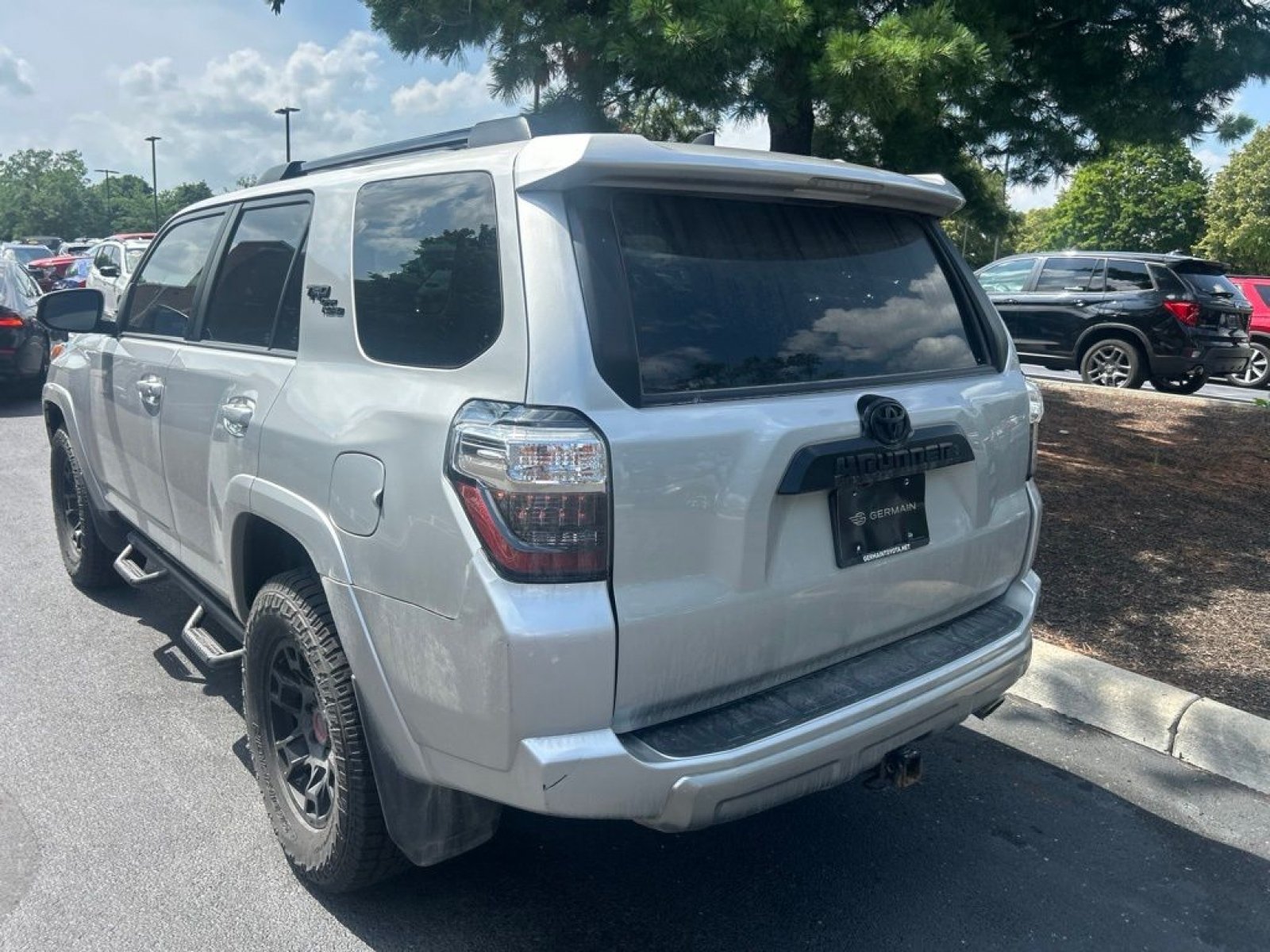 Used 2022 Toyota 4Runner TRD Off-Road Premium w/ TRD Black Wheel Package (TMS) AWD/4WD image 13