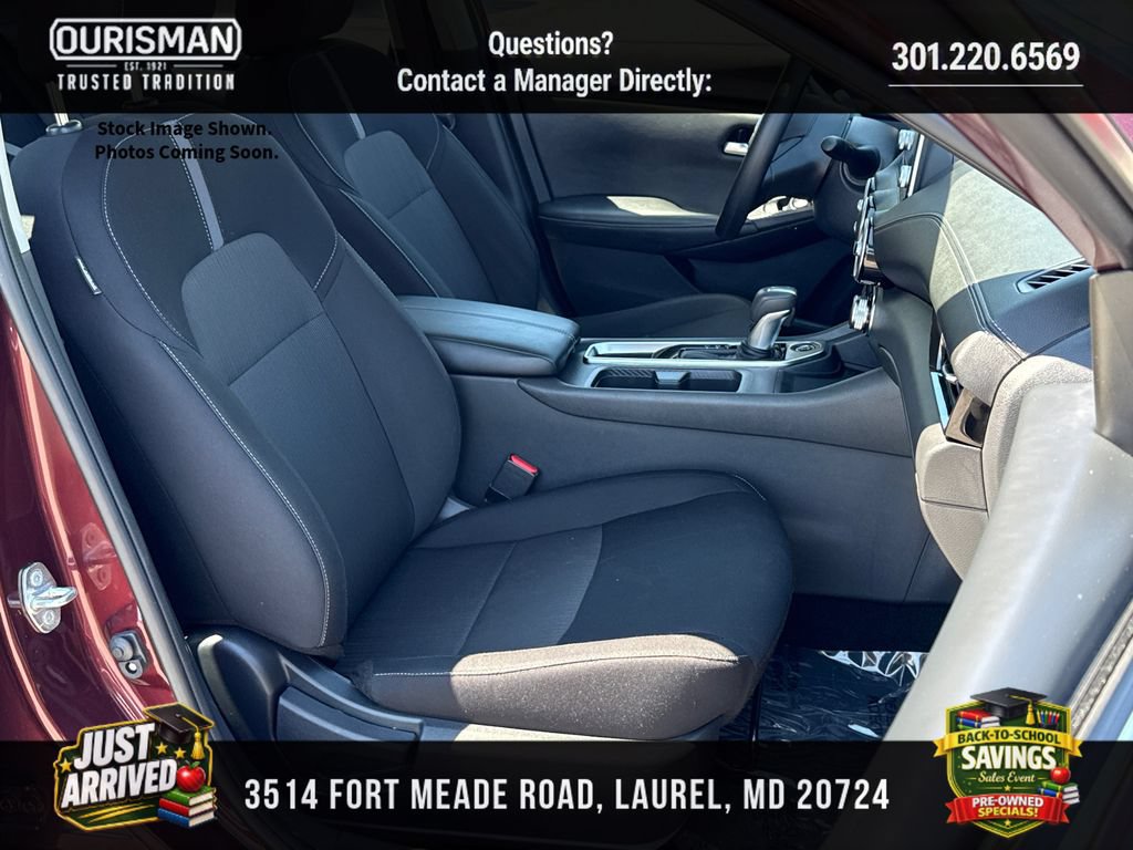 Used 2025 Nissan Sentra SV FWD image 10