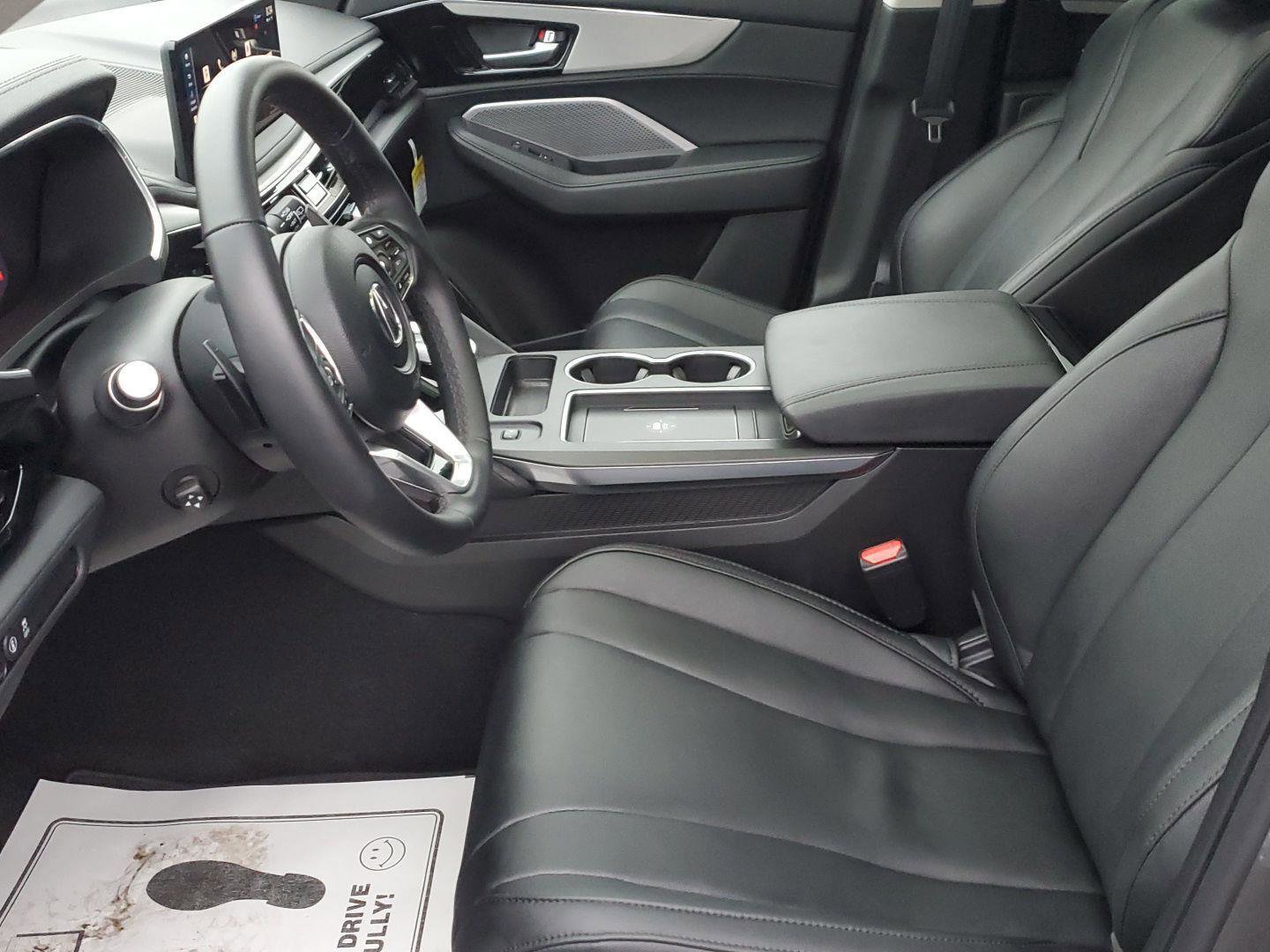 Used 2025 Acura MDX SH-AWD image 27