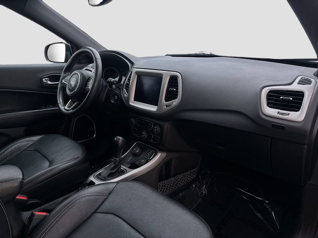 Used 2021 Jeep Compass Latitude w/ Sun and Sound Group AWD/4WD image 38