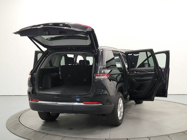 Used 2024 Jeep Grand Cherokee Limited RWD image 14