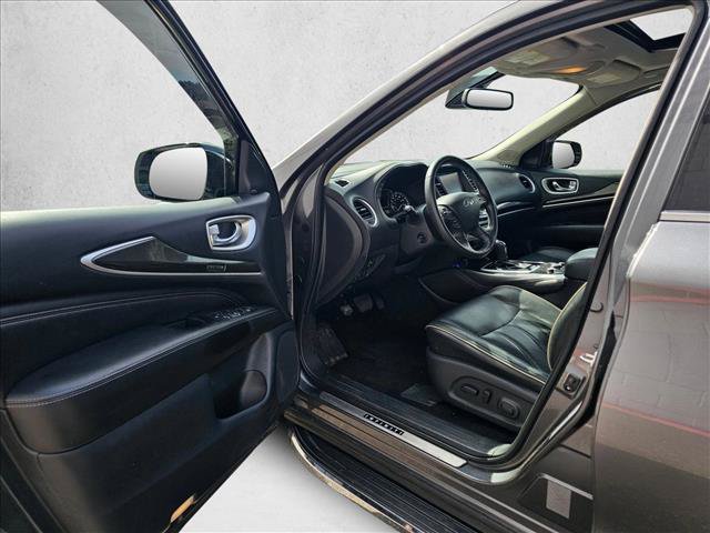 Used 2019 INFINITI QX60 Luxe w/ Essential Package AWD/4WD image 18