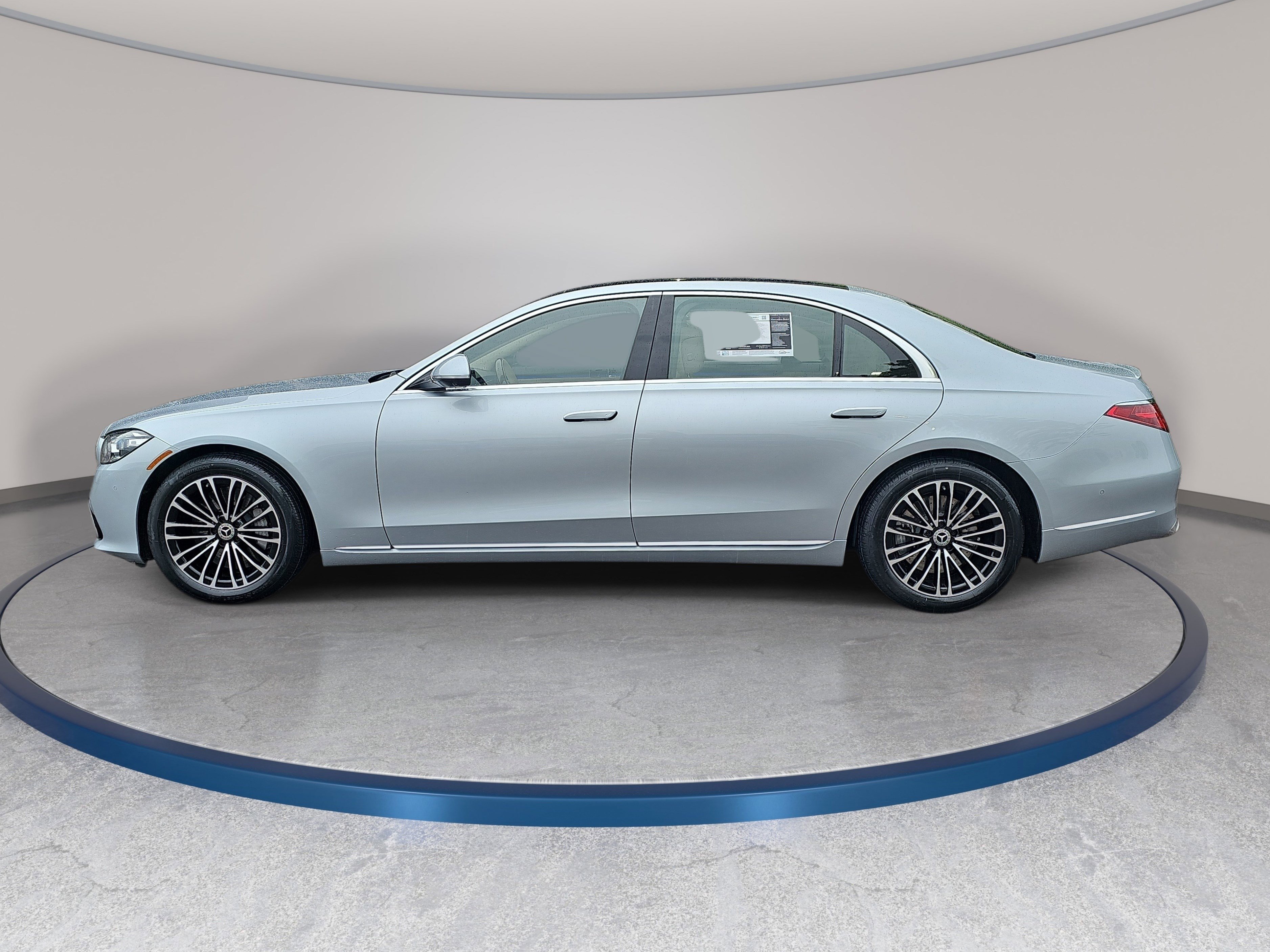 Used 2023 Mercedes-Benz S 500 4MATIC image 9