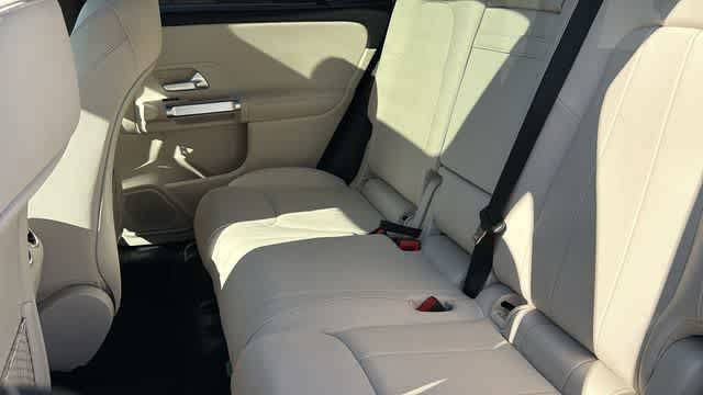 Certified 2025 Mercedes-Benz GLB 250 4MATIC image 29