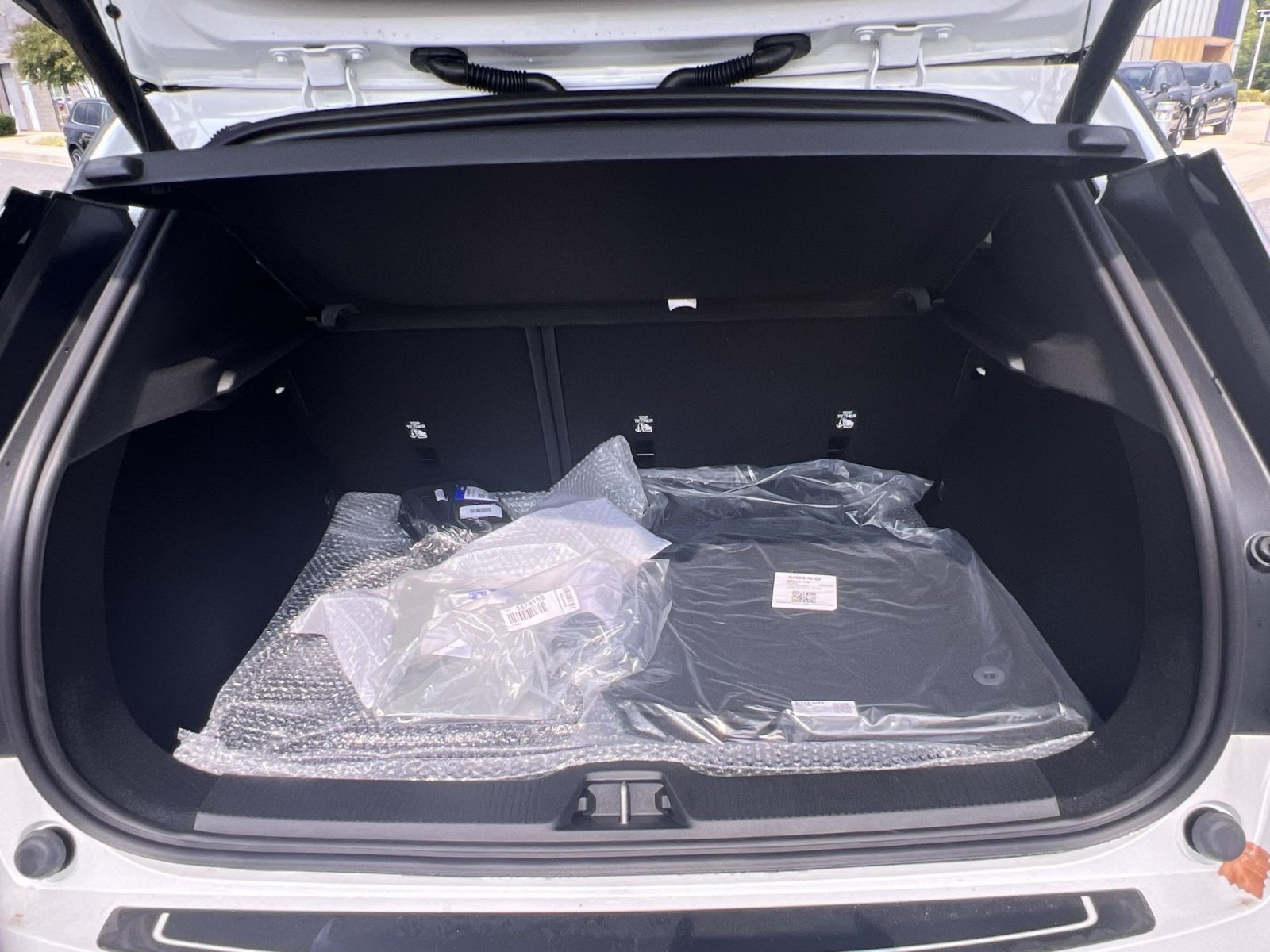 New 2026 Volvo EX30 Ultra w/ Protection Package Premier AWD/4WD image 26