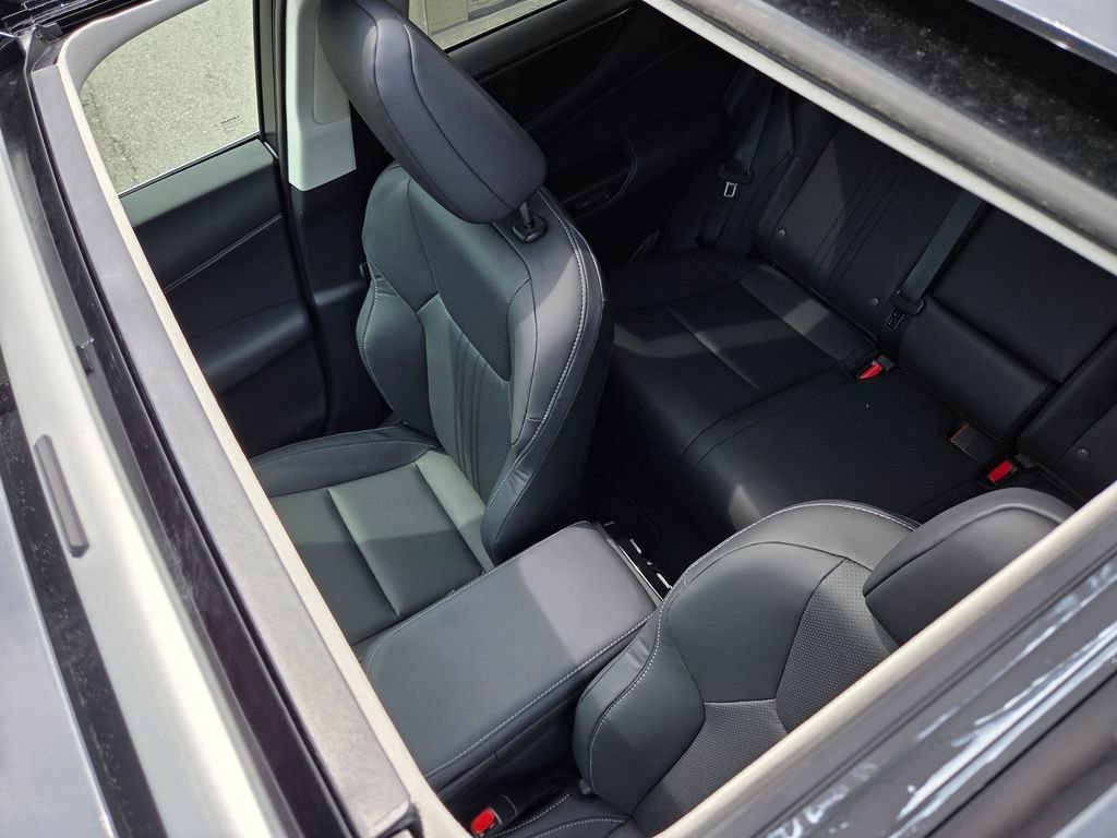 New 2026 Lexus NX 350 AWD image 9