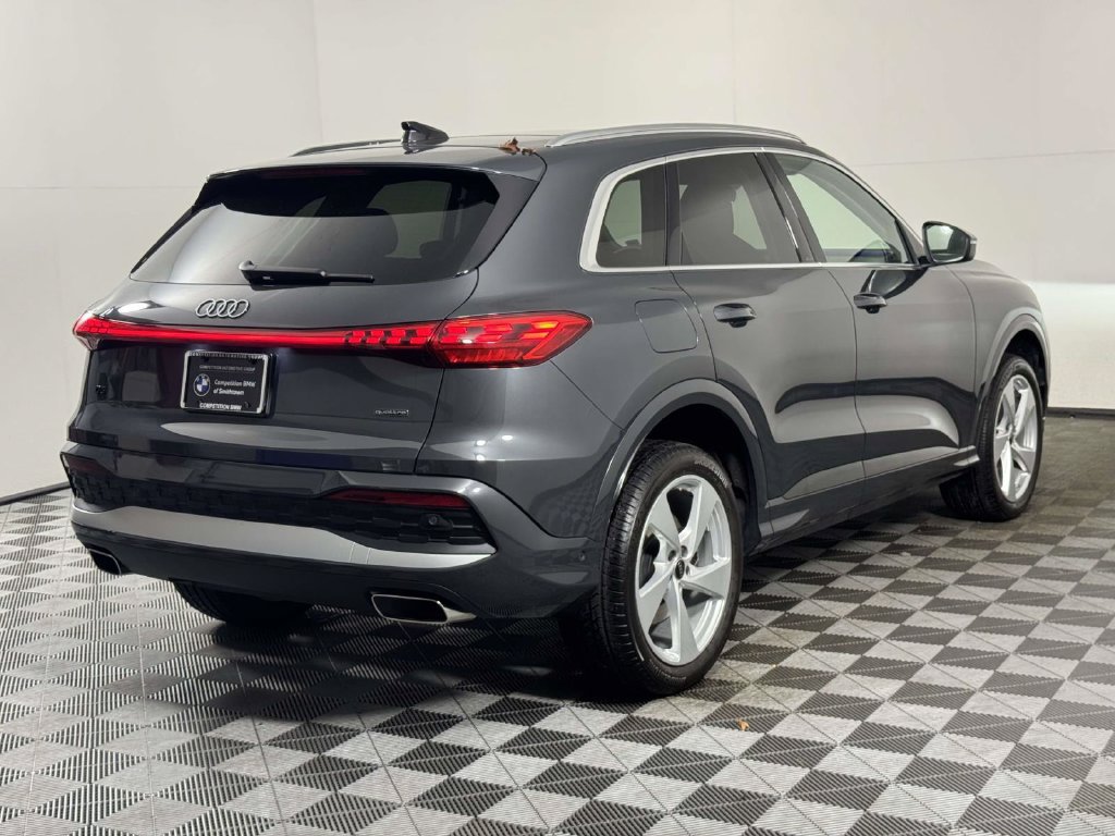 Used 2025 Audi Q5 Premium Plus AWD/4WD image 10