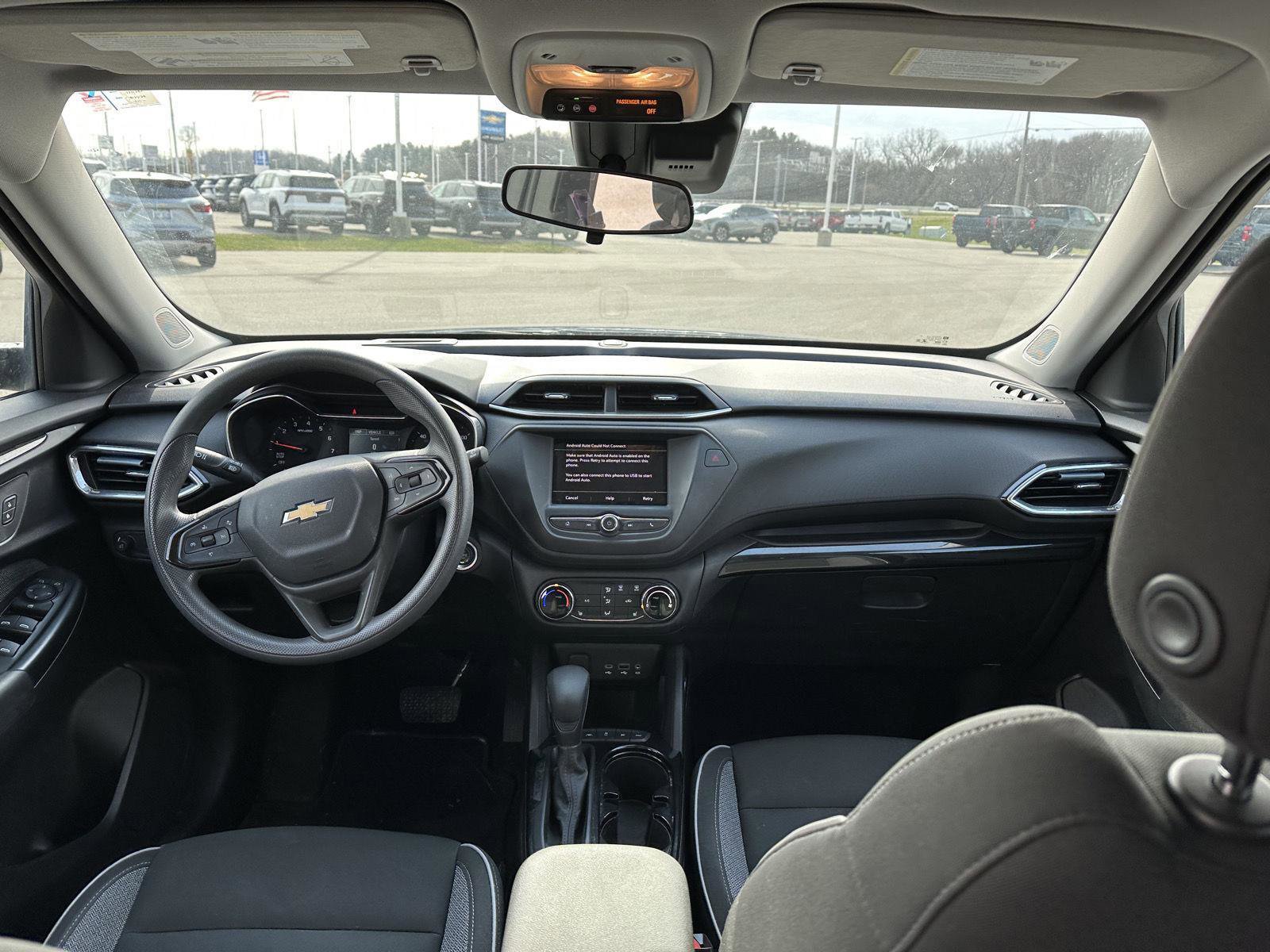 Used 2022 Chevrolet TrailBlazer LT AWD/4WD image 16
