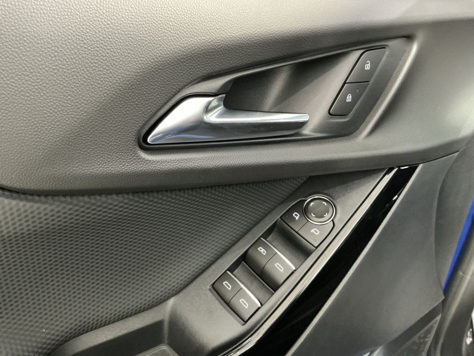 New 2026 Chevrolet Equinox RS w/ Safety and Technology Package FWD image 16