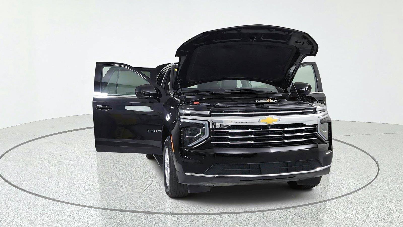 Used 2025 Chevrolet Tahoe LT AWD/4WD image 9