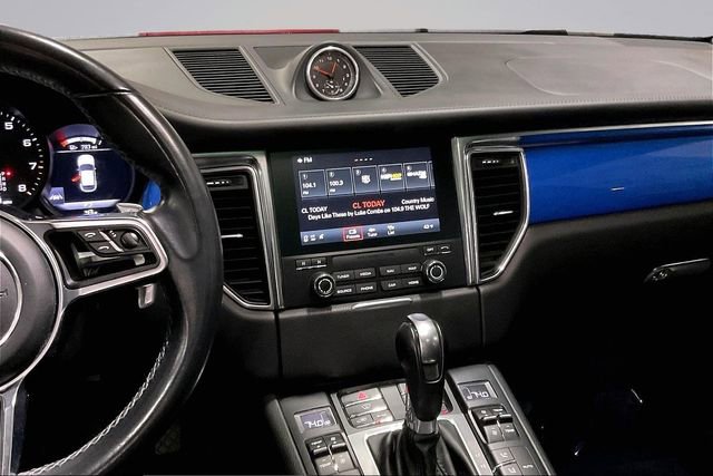 Used 2018 Porsche Macan GTS AWD/4WD image 8
