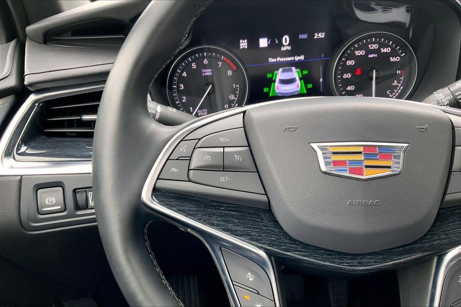 Certified 2025 Cadillac XT5 Premium Luxury w/ Technology Package AWD/4WD image 19