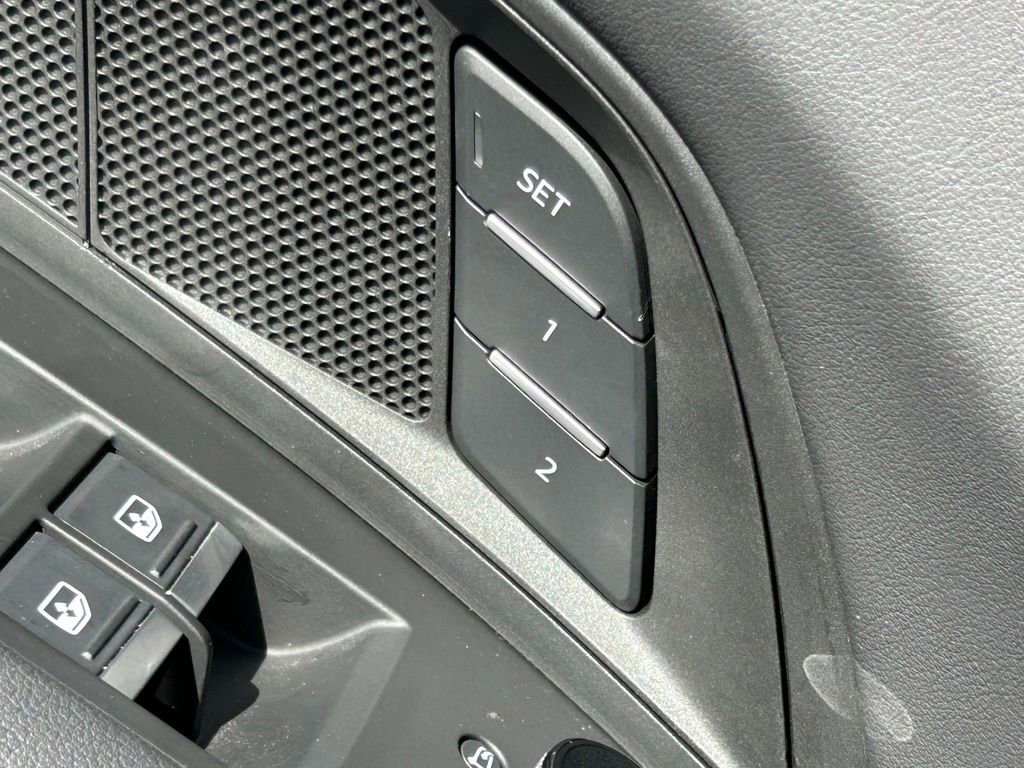 Used 2023 Audi e-tron GT Premium Plus AWD/4WD image 69