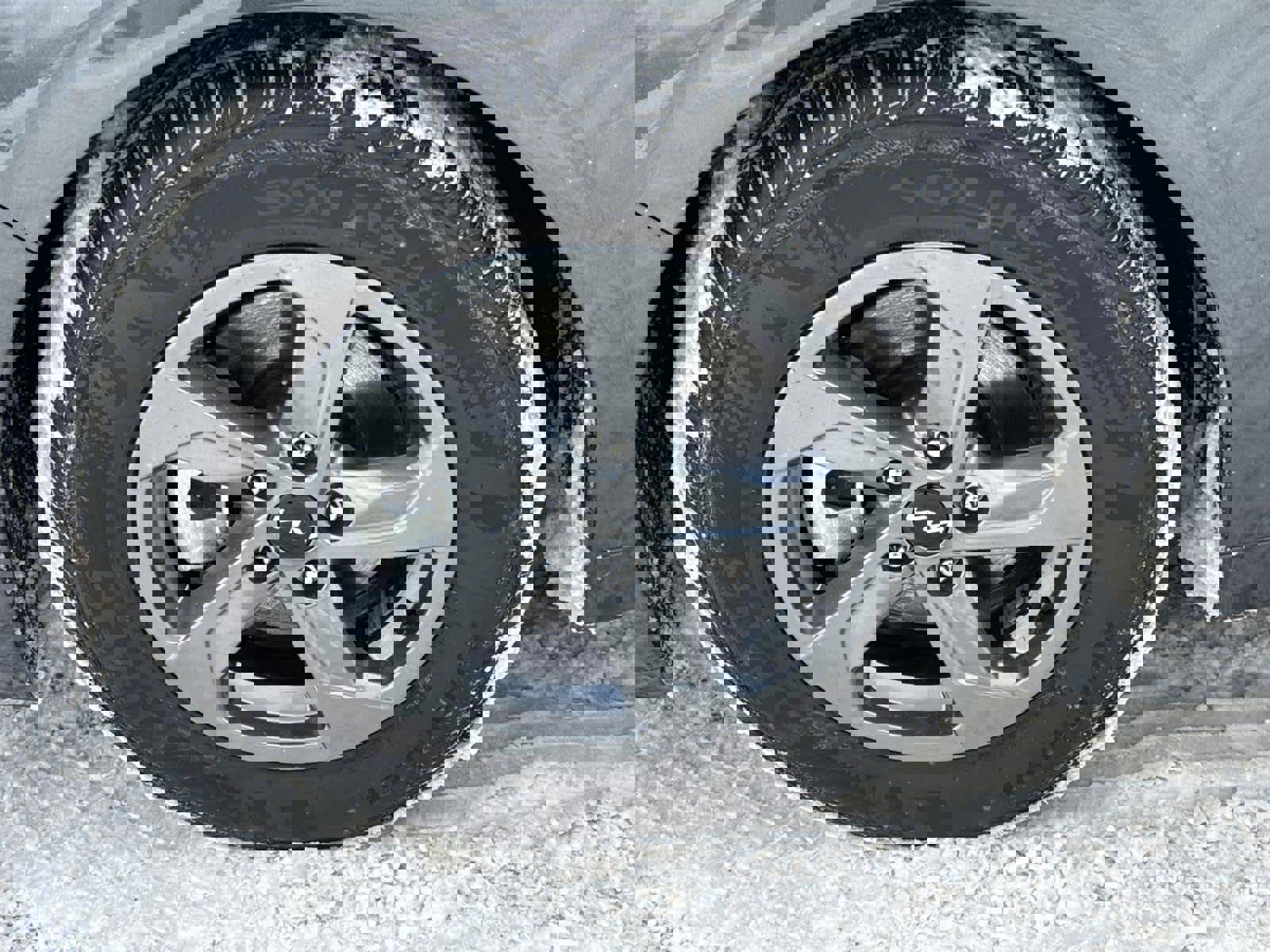 Used 2023 Kia K5 LXS image 10