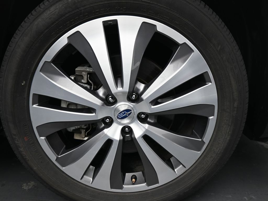 Used 2022 Subaru Ascent Limited w/ Technology Package image 11