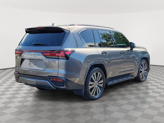 Used 2023 Lexus LX 600 4WD w/ Appearance Package image 4