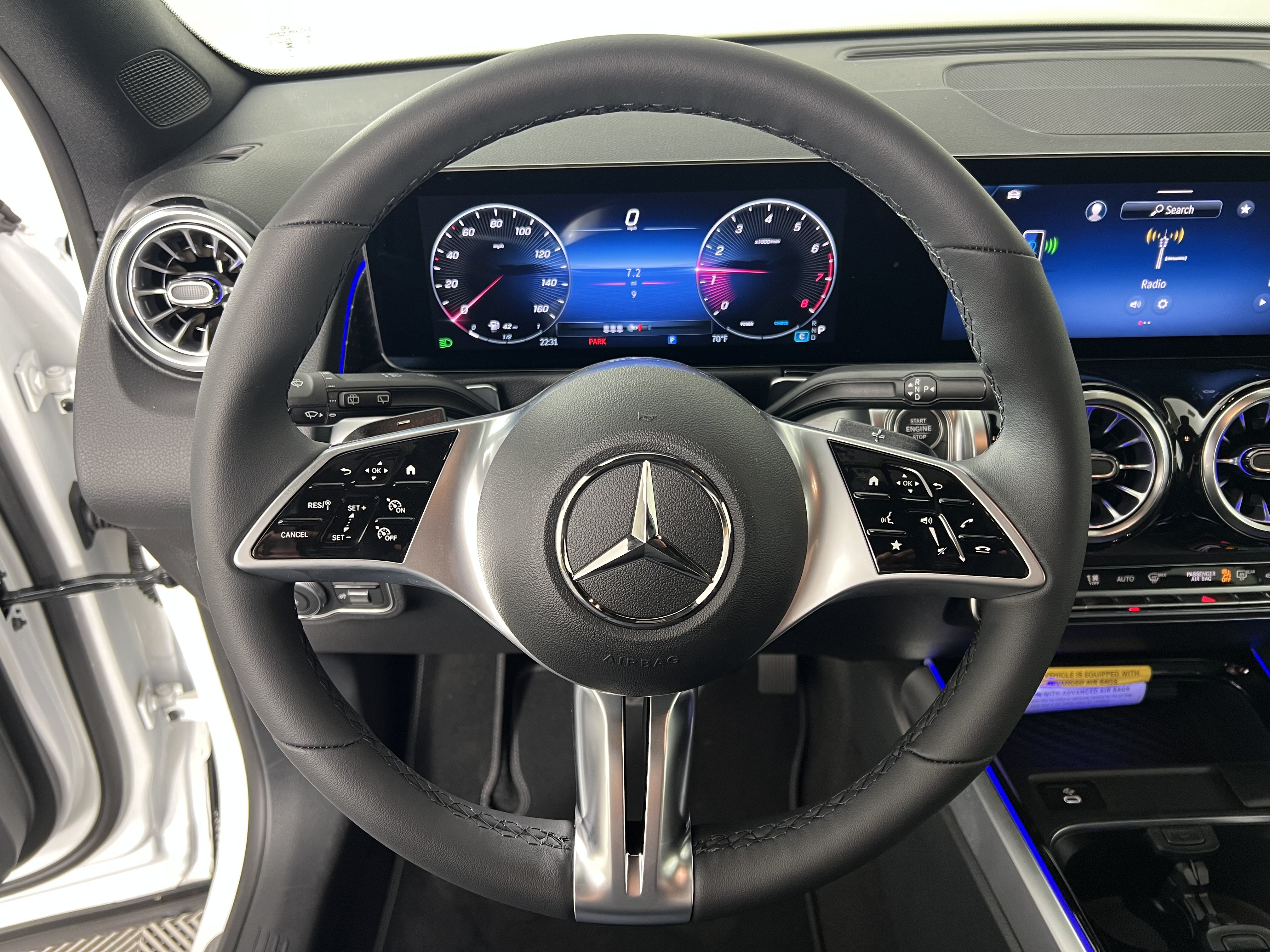 Used 2026 Mercedes-Benz GLB 250 4MATIC image 28