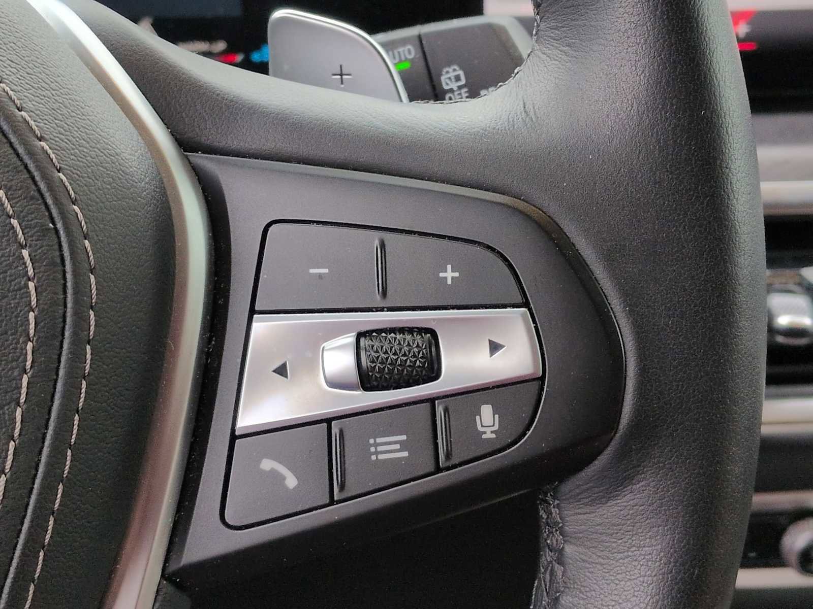 Certified 2024 BMW X5 xDrive40i w/ Premium Package image 25