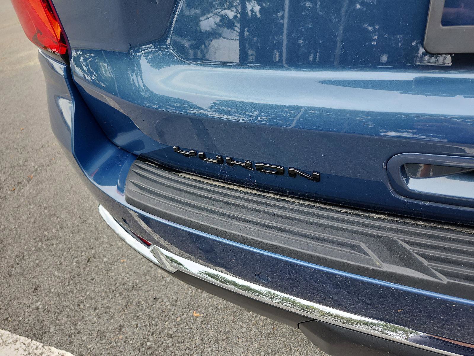 Certified 2025 GMC Yukon XL Elevation w/ Elevation Premium Package image 4