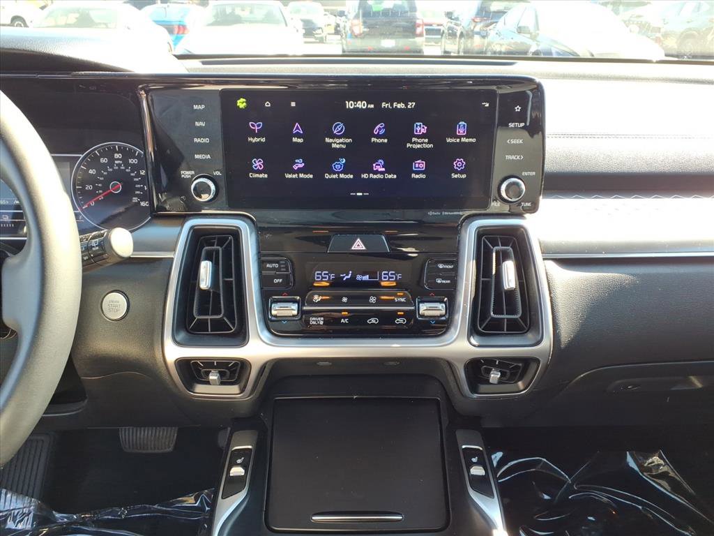 Used 2023 Kia Sorento EX image 11
