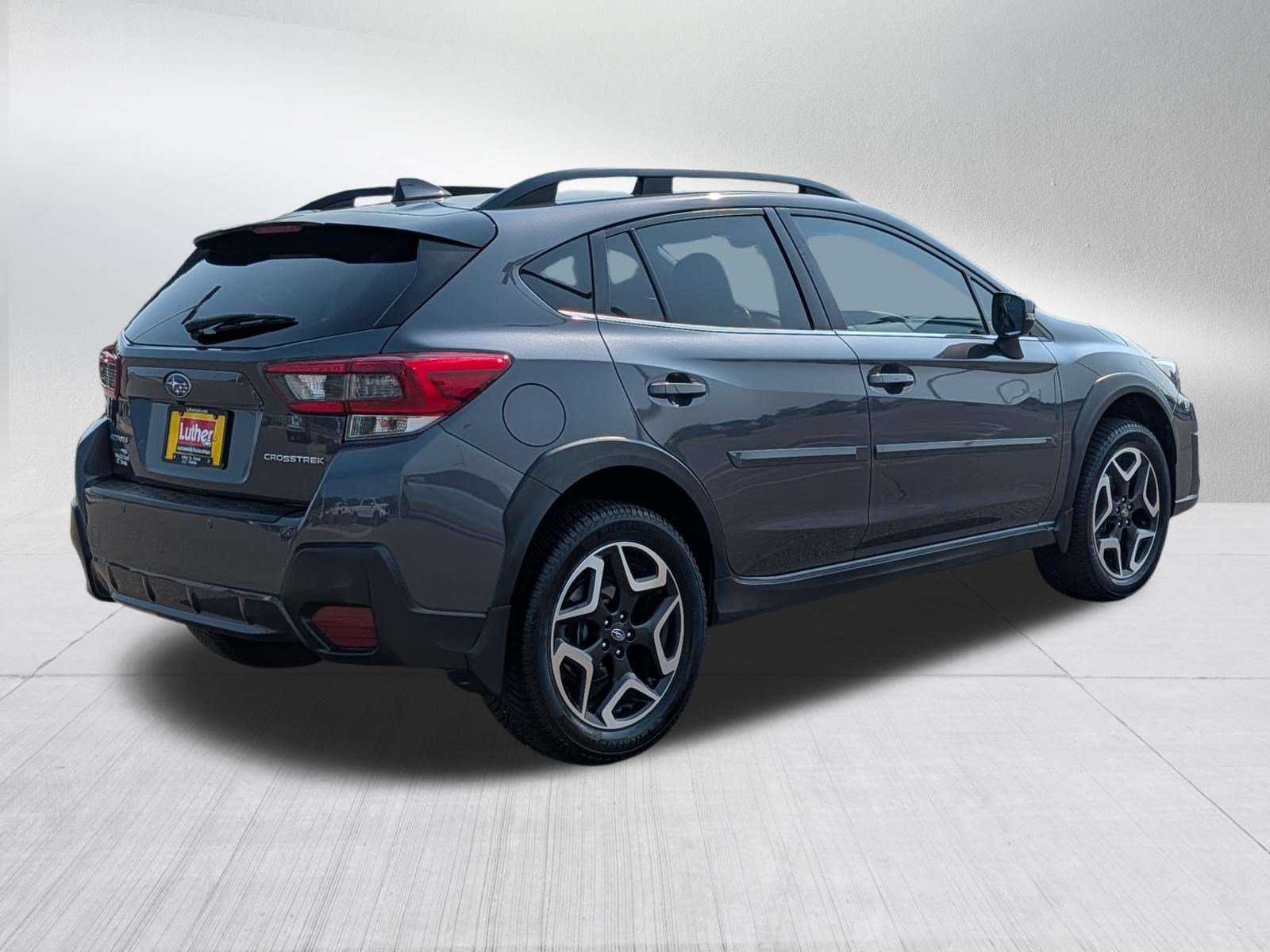 Used 2020 Subaru Crosstrek 2.0i Limited w/ Moonroof Package w/Navigation AWD/4WD image 8