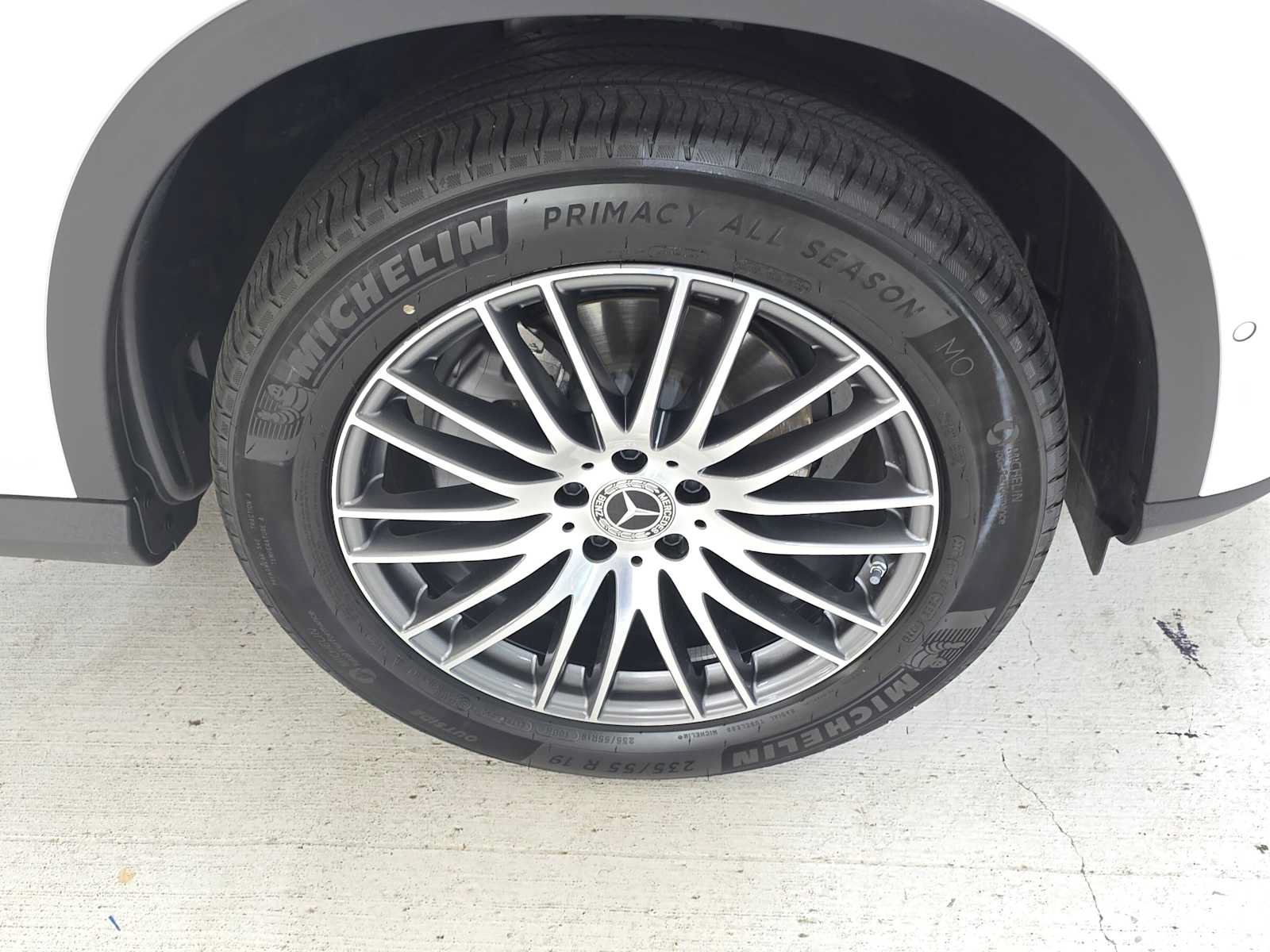 Certified 2026 Mercedes-Benz GLC 300 4MATIC image 9