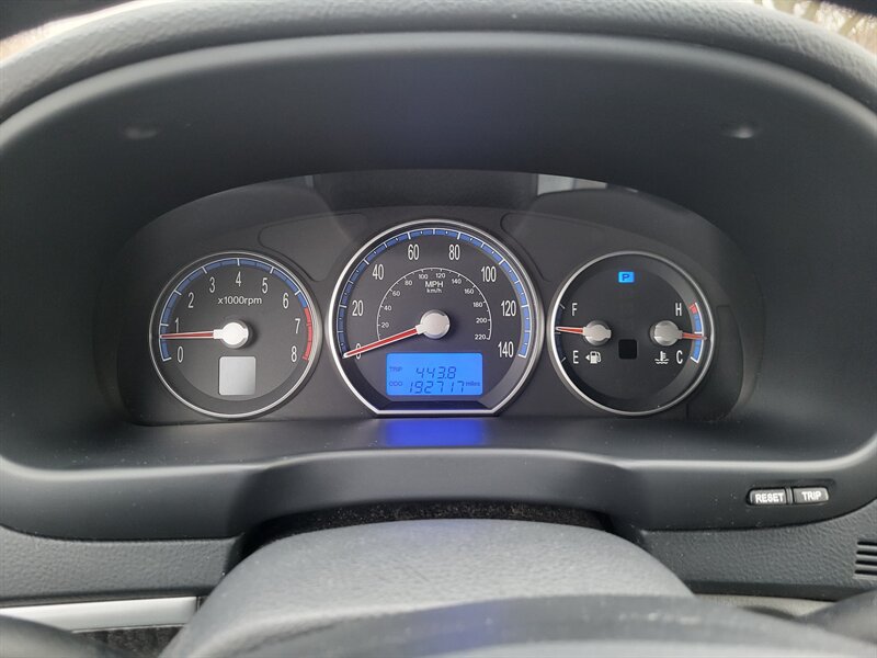 Used 2008 Hyundai Santa Fe SE FWD image 17