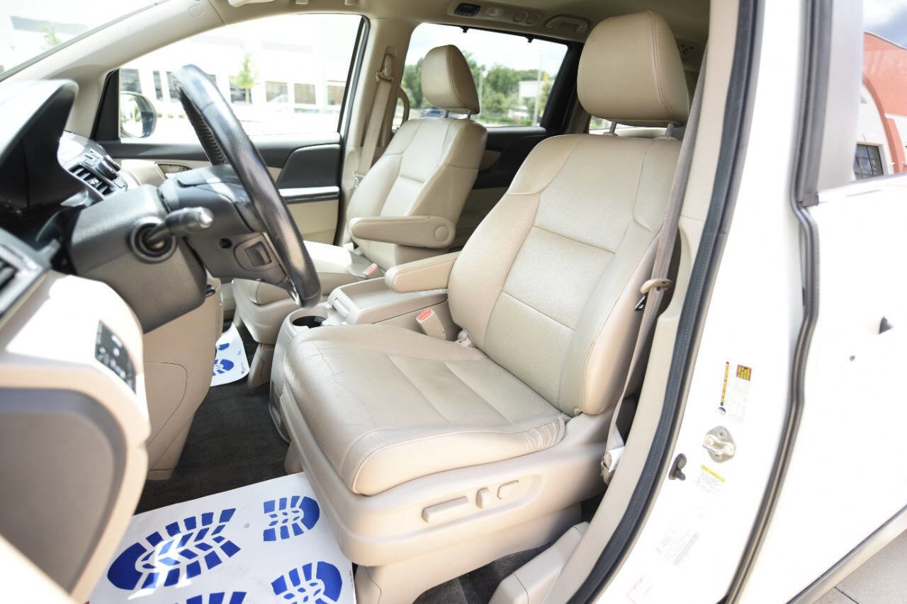 Used 2014 Honda Odyssey EX-L image 10