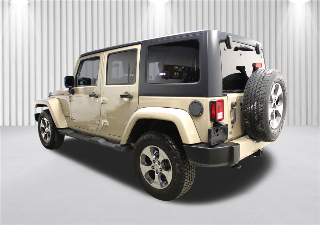 Certified 2016 Jeep Wrangler Unlimited Sahara w/ Max Tow Package image 5