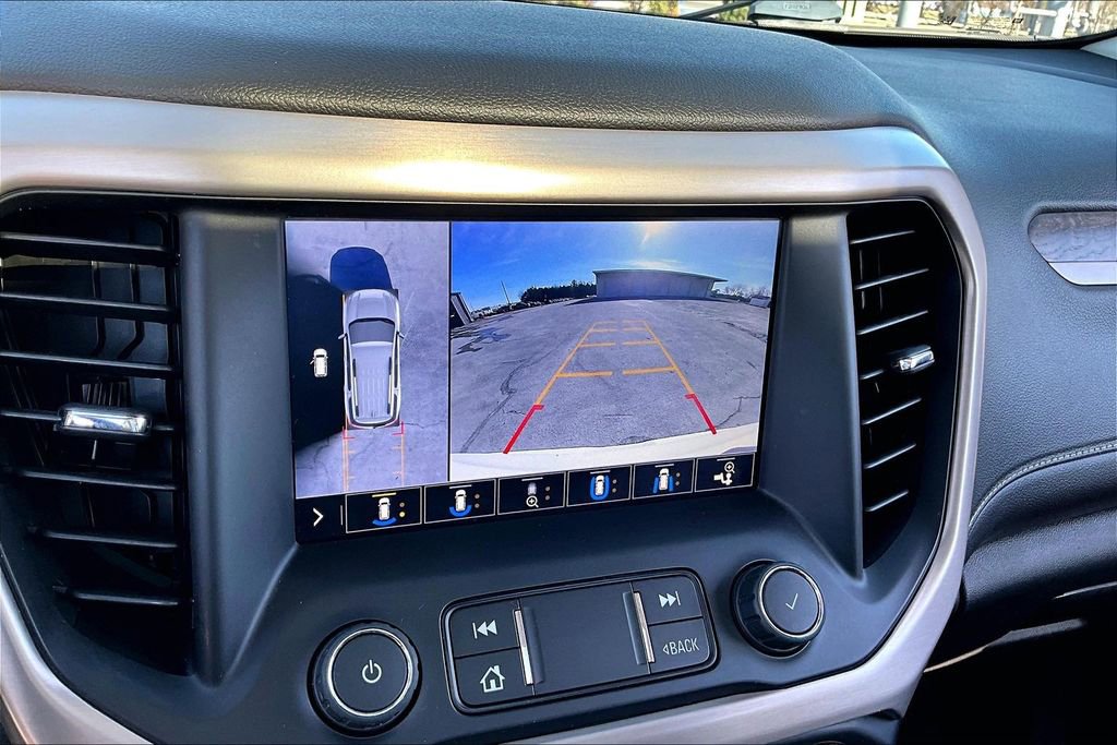 Used 2020 GMC Acadia Denali w/ Technology Package image 14