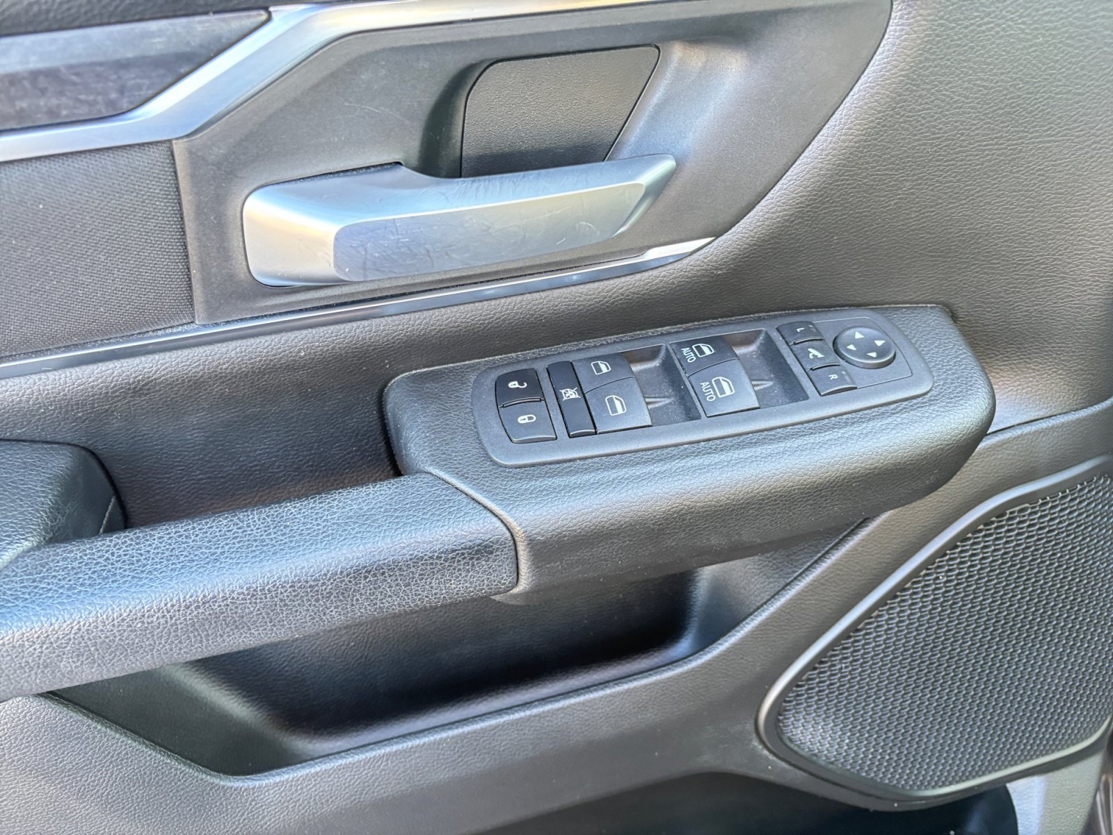 Used 2024 RAM 1500 Lone Star RWD image 10