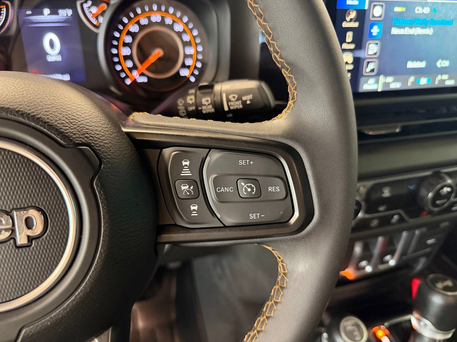 Used 2024 Jeep Wrangler Sport AWD/4WD image 12