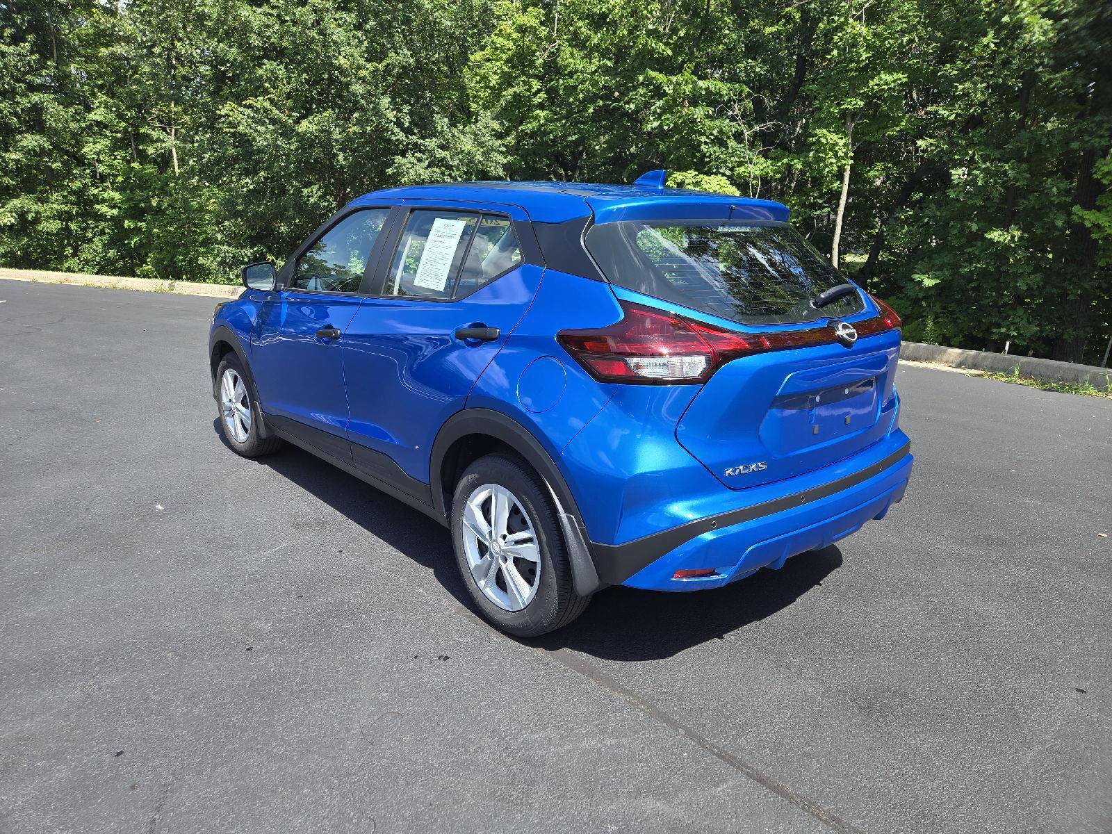 Used 2025 Nissan Kicks Play S FWD image 6