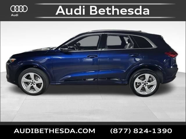 Used 2025 Audi Q5 Premium Plus w/ Premium Plus AWD/4WD image 4