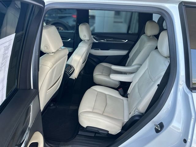 Used 2021 Cadillac XT6 Sport w/ LPO, ONYX Package AWD/4WD image 24