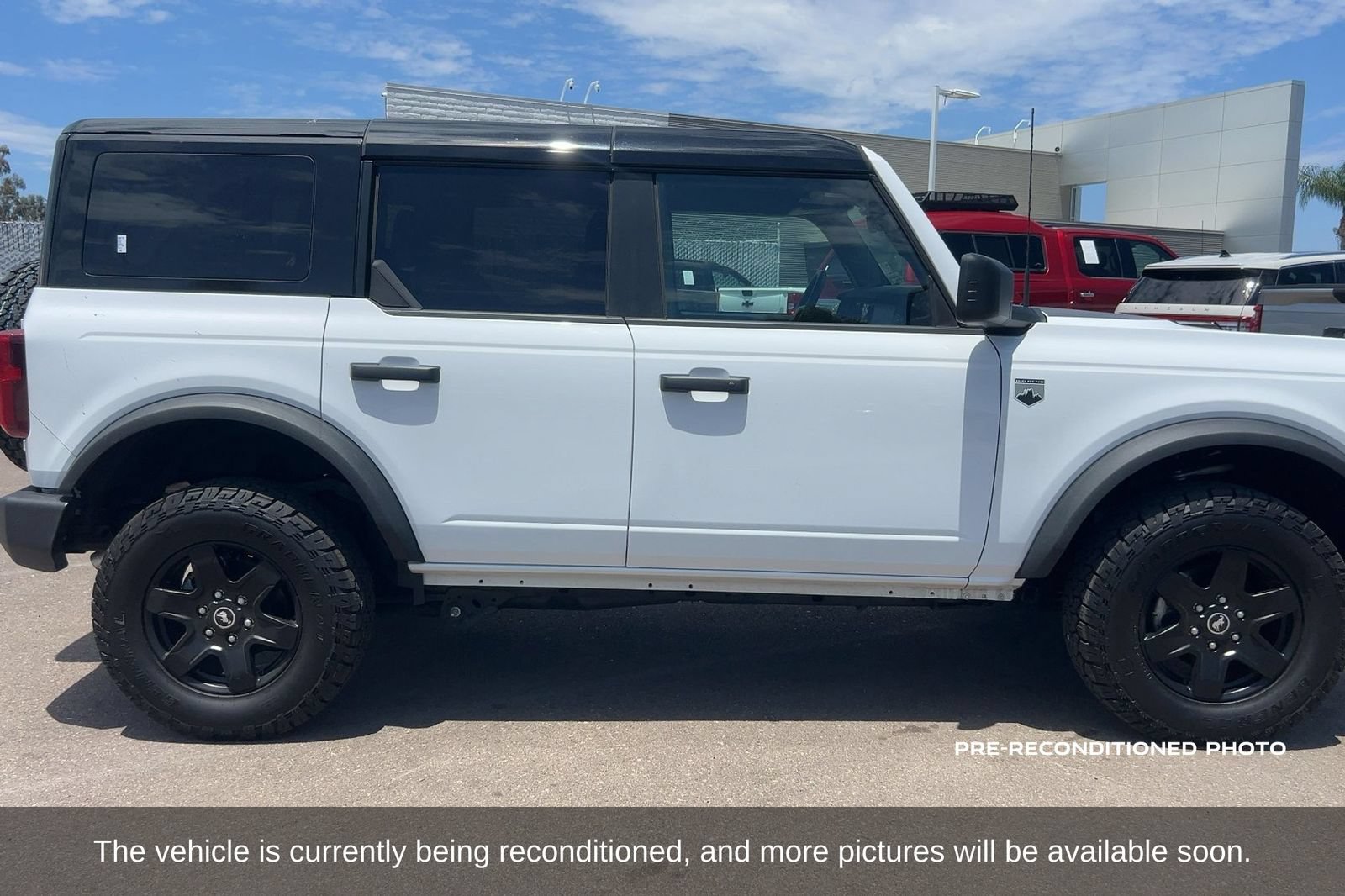 Used 2025 Ford Bronco Big Bend AWD/4WD image 3