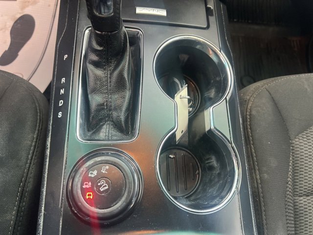 Used 2017 Ford Explorer XLT image 29