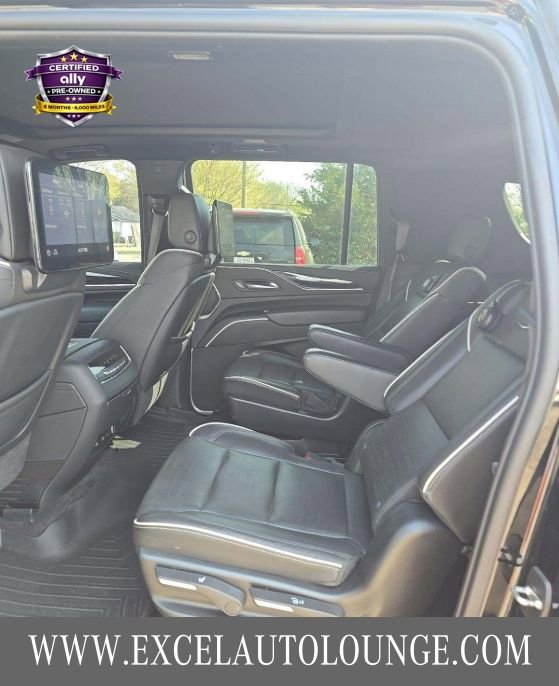 Used 2021 Cadillac Escalade ESV Sport w/ Driver Assist Tech Package image 12