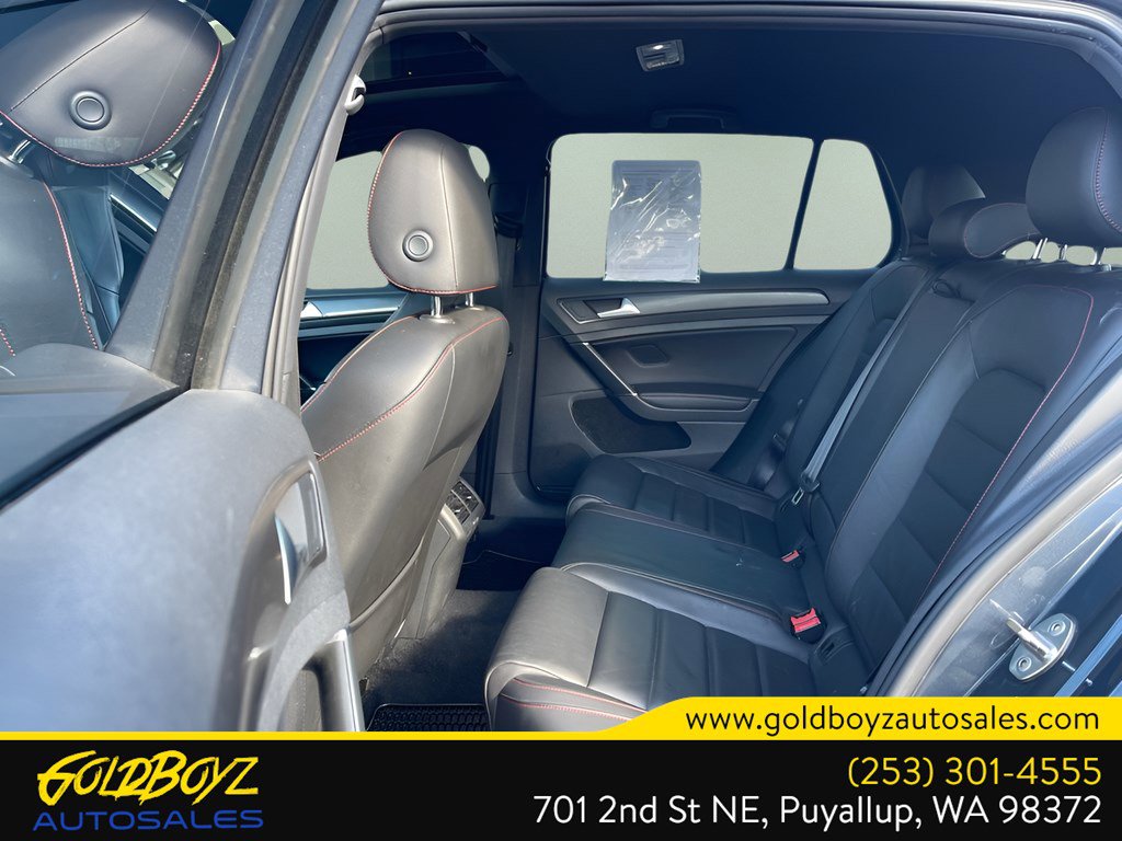 Used 2021 Volkswagen GTI SE image 10