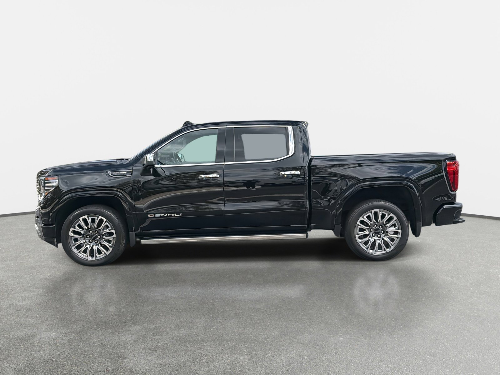 Used 2025 GMC Sierra 1500 Denali Ultimate image 6