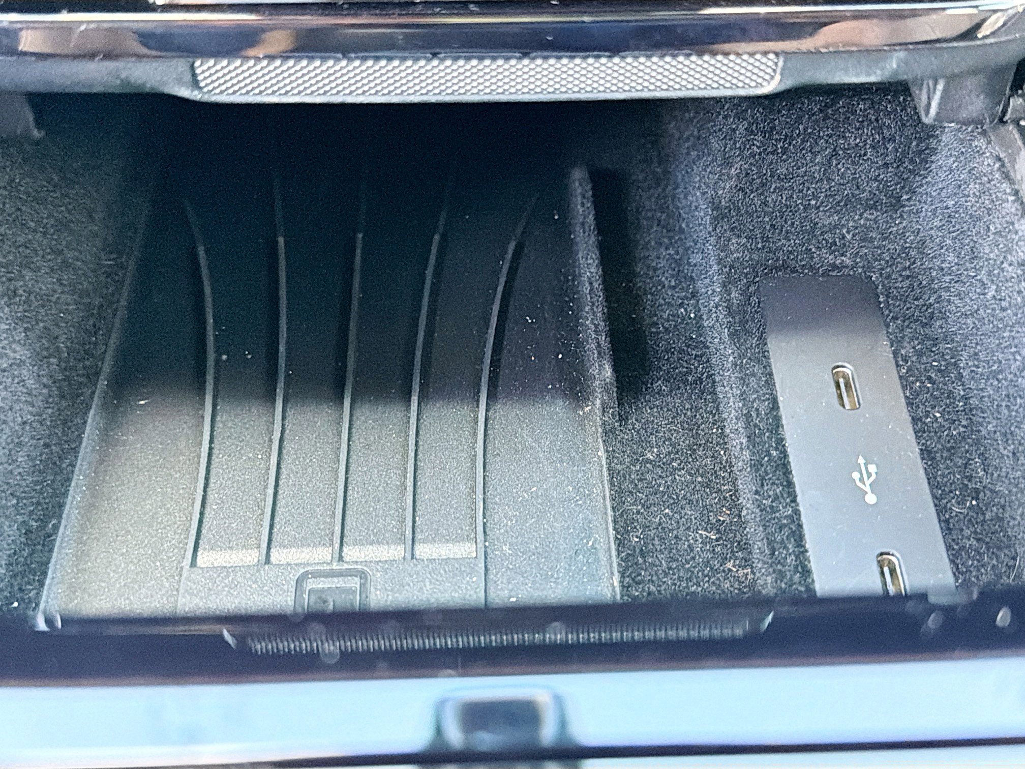 Used 2025 Porsche Cayenne Coupe image 29