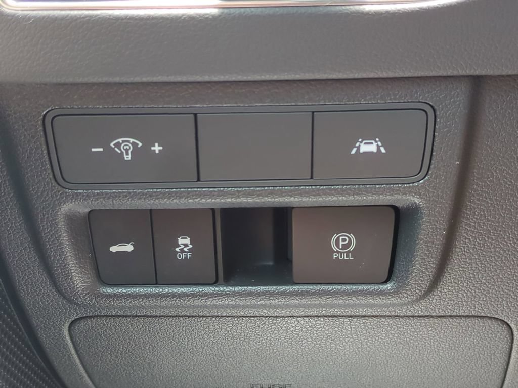 Used 2021 Hyundai Sonata SEL w/ Preferred Accessory Package FWD image 25