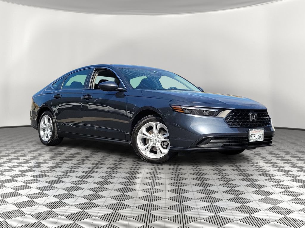 Certified 2025 Honda Accord LX image 2